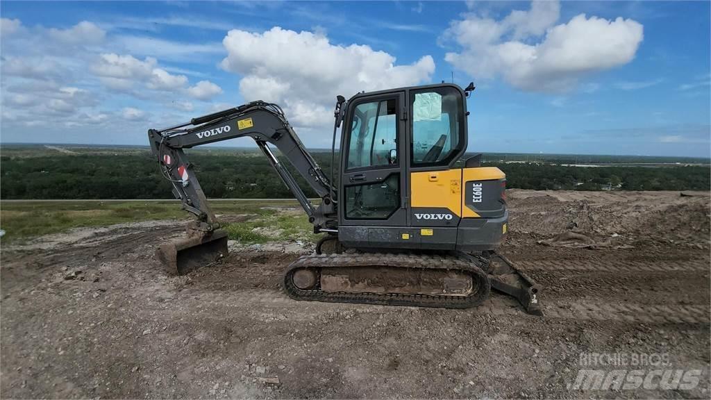 Volvo EC60E 履带挖掘机