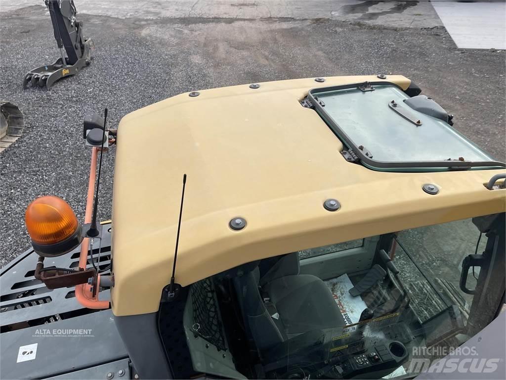 Volvo ECR235EL 履带挖掘机