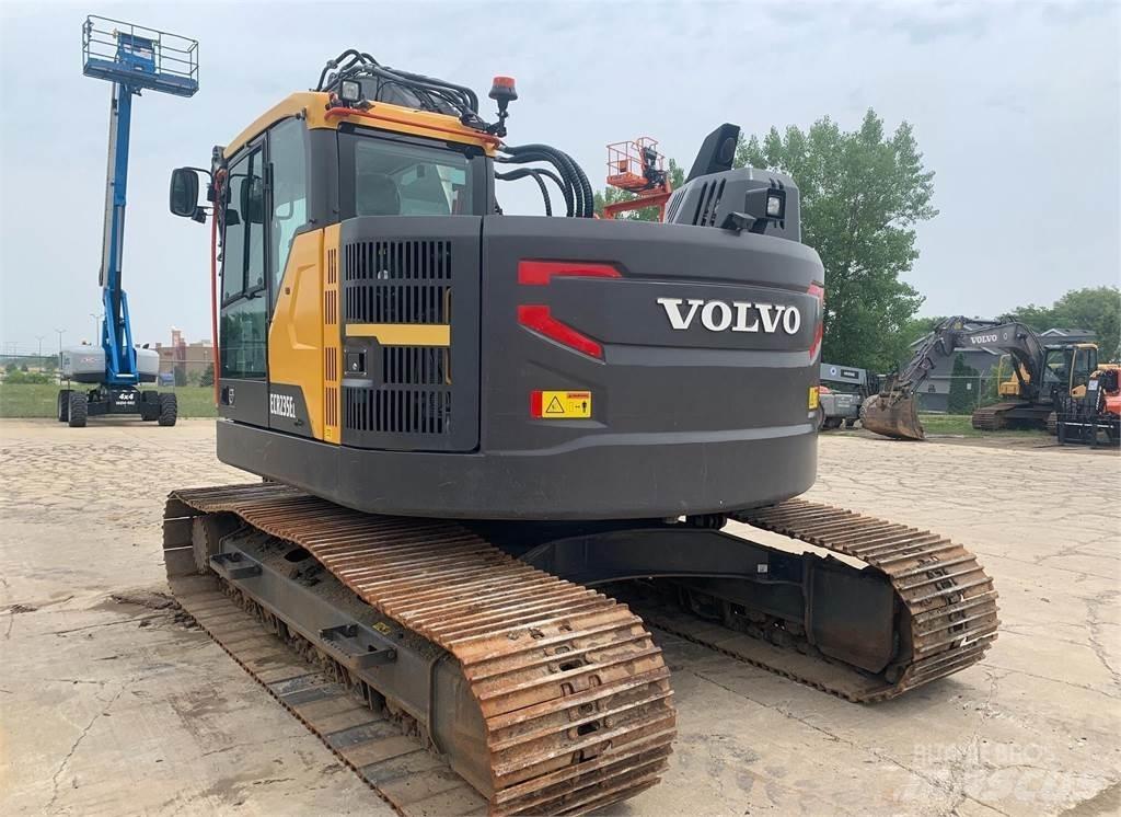 Volvo ECR235EL 履带挖掘机