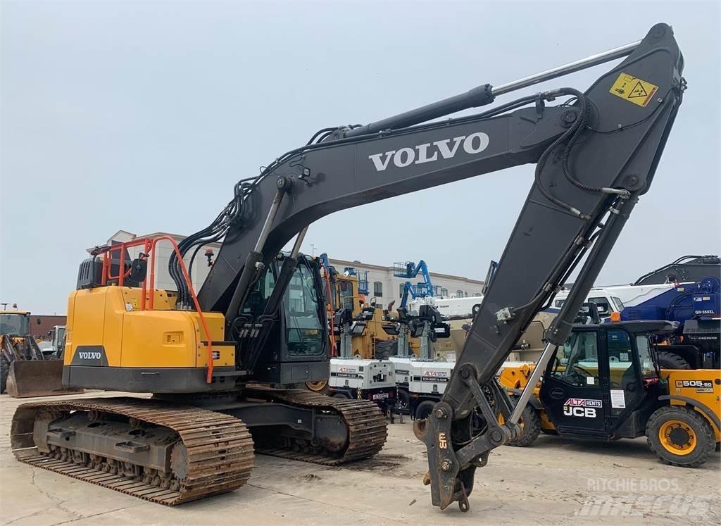Volvo ECR235EL 履带挖掘机