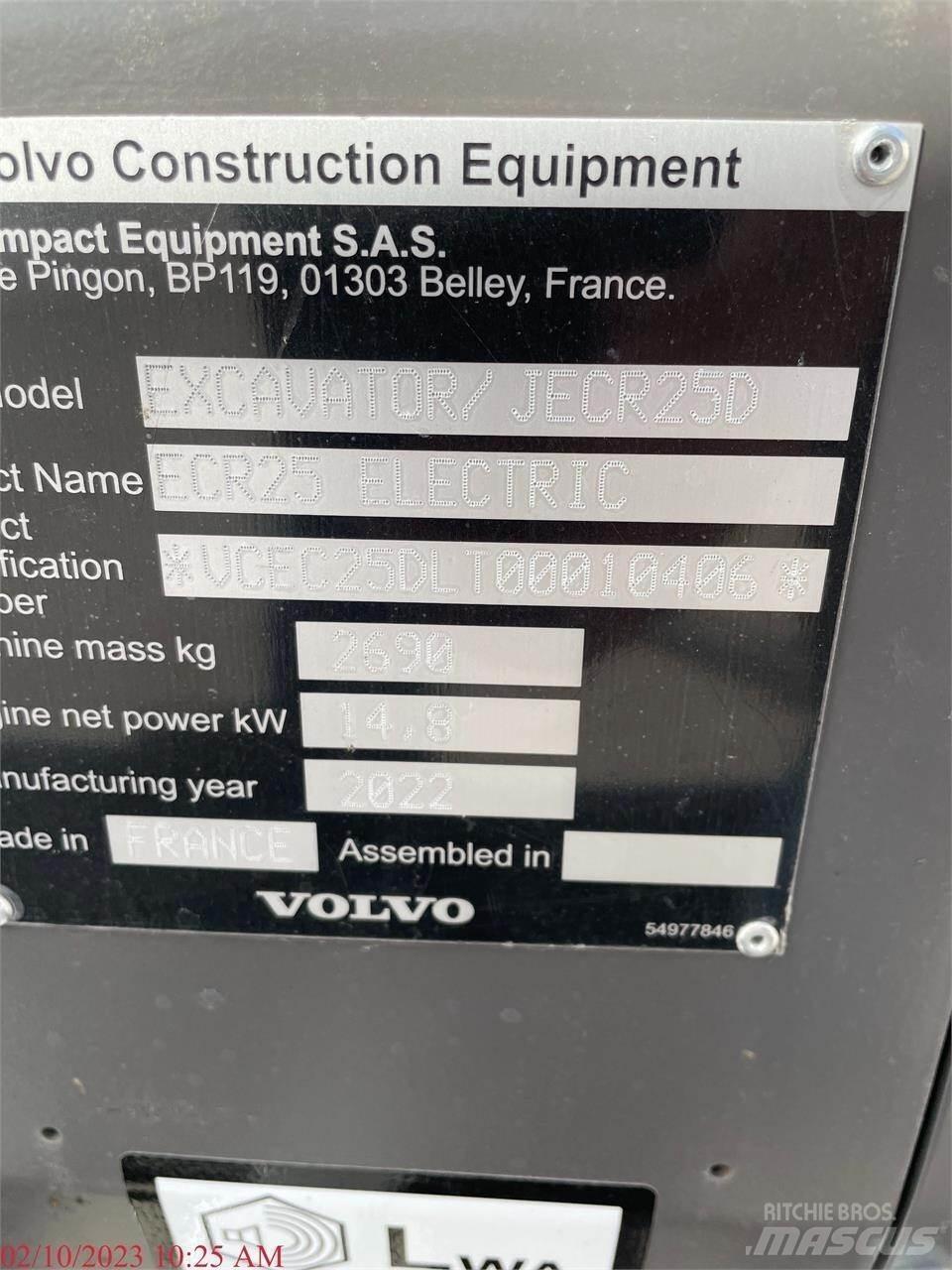 Volvo ECR25D 小型挖掘机