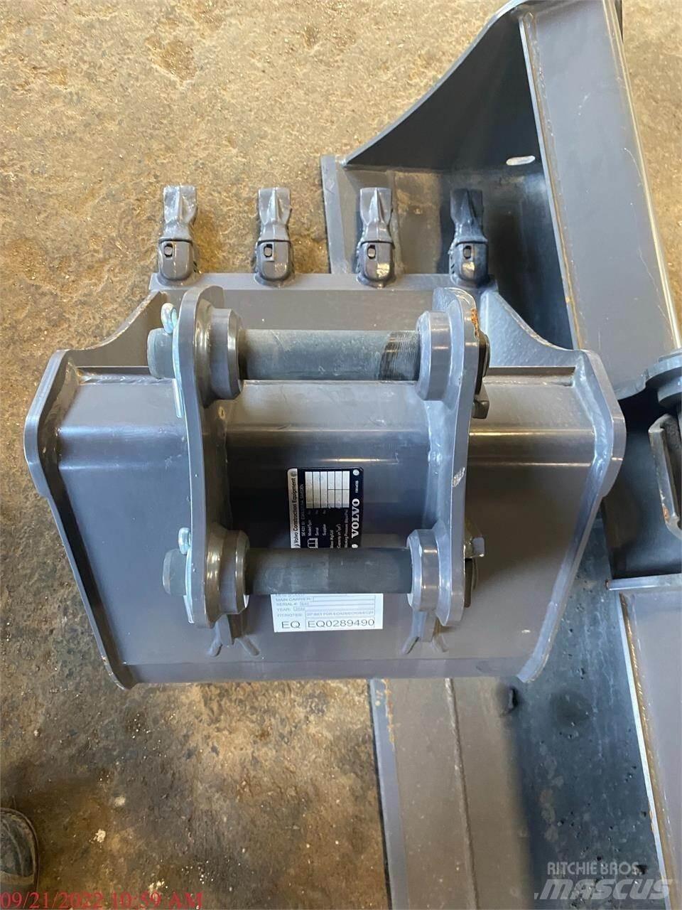 Volvo ECR25D 小型挖掘机