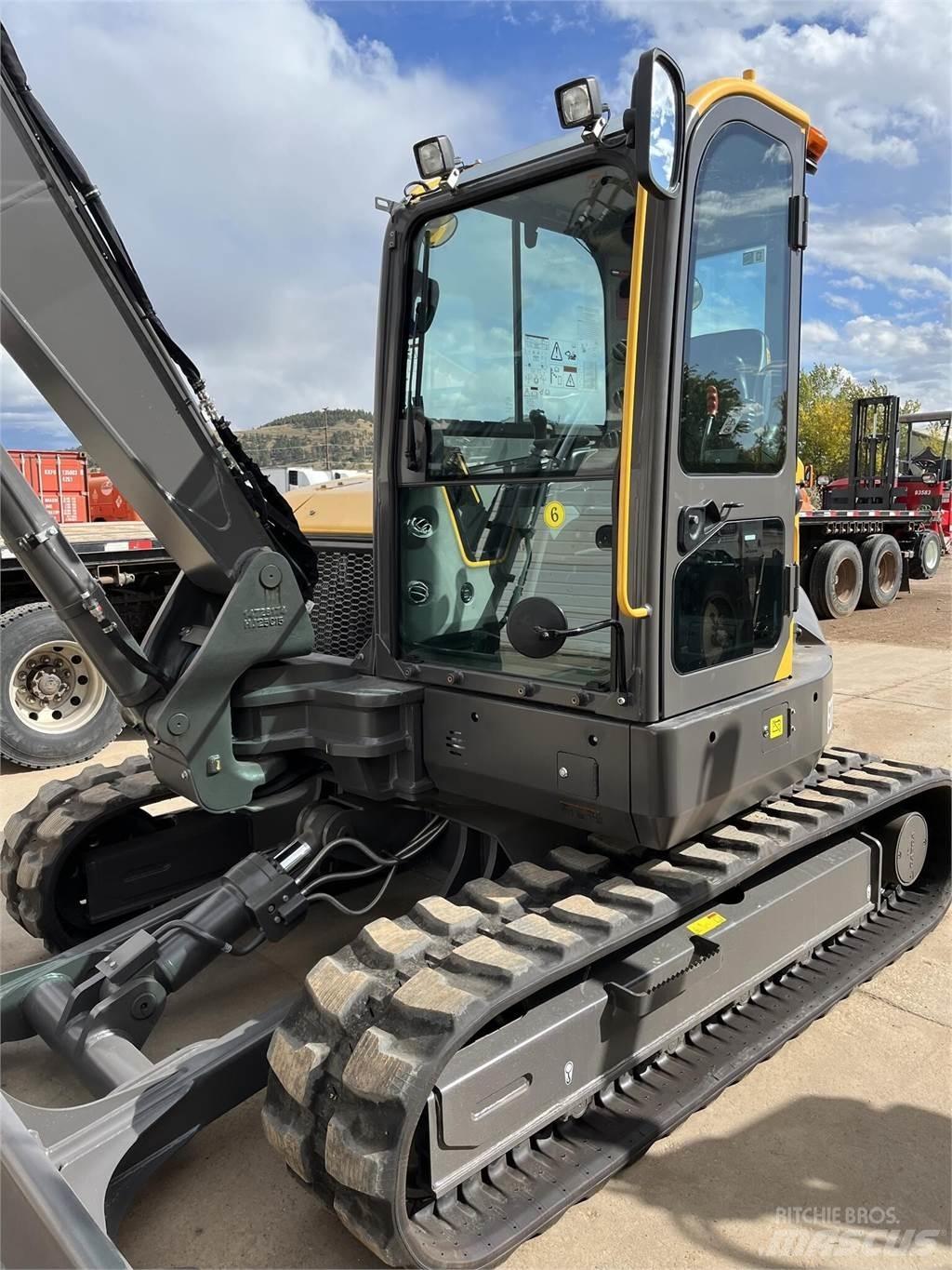 Volvo ECR88D 履带挖掘机