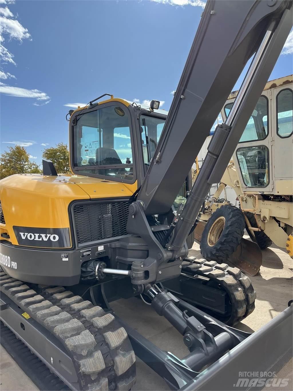Volvo ECR88D 履带挖掘机