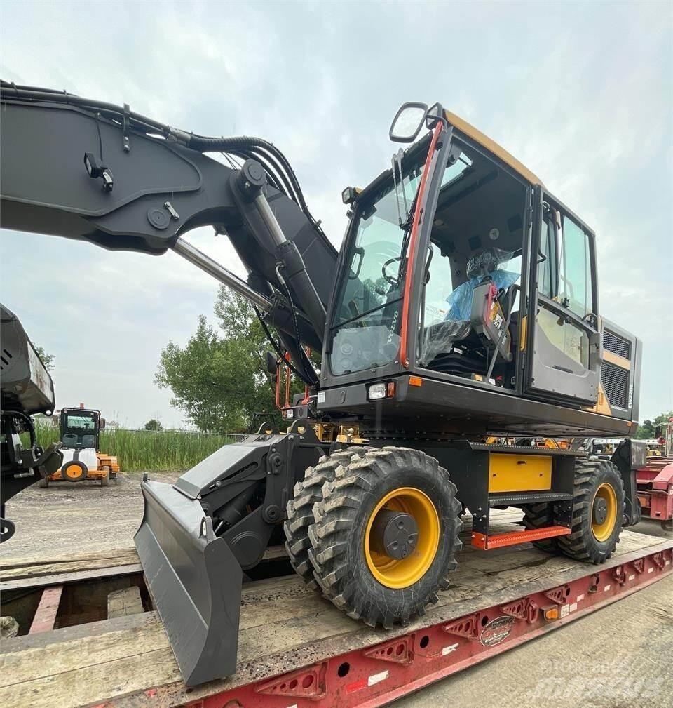 Volvo EW220E 轮式挖掘机