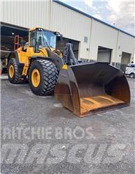 Volvo L220H 轮式装载机