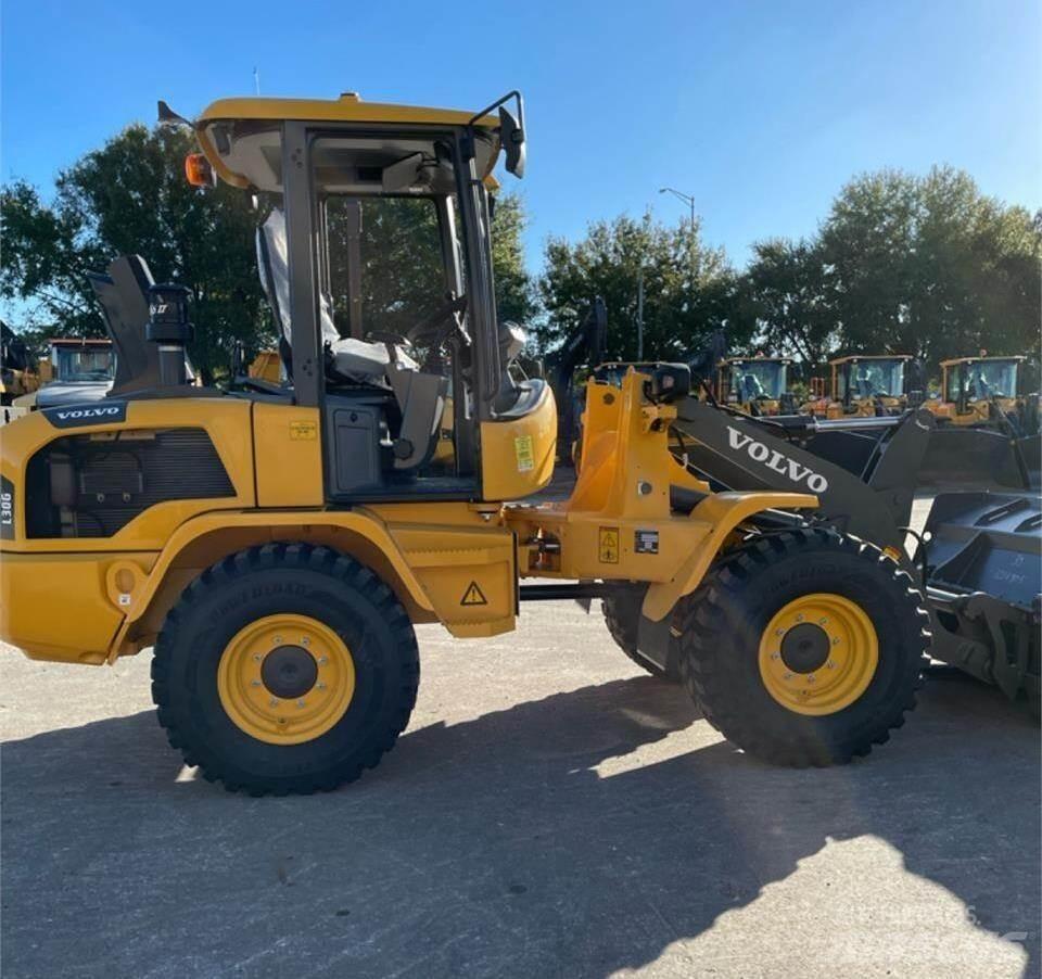 Volvo L30GS 轮式装载机