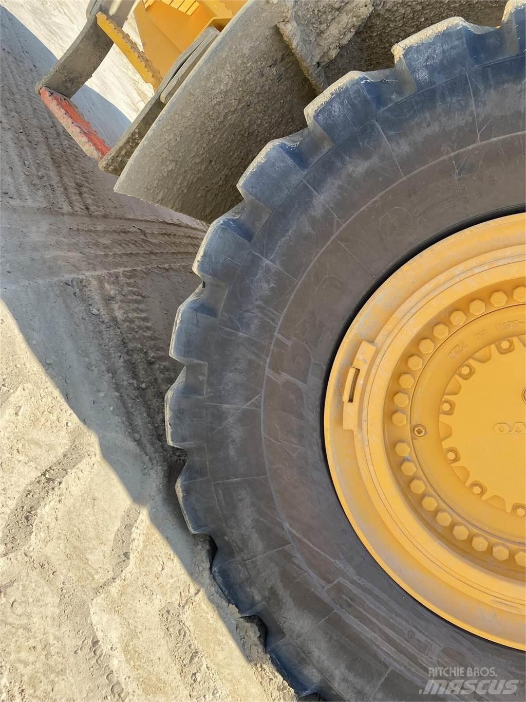 Volvo L350H 轮式装载机
