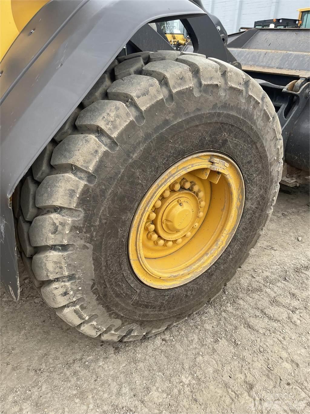 Volvo L90H 轮式装载机