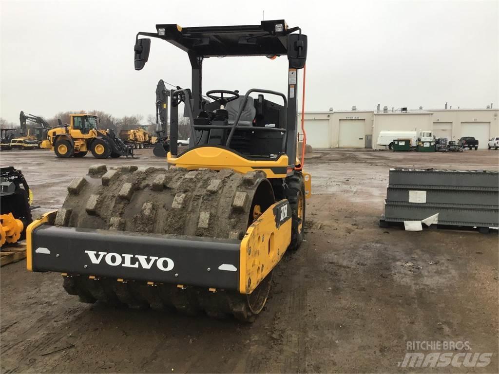 Volvo SD75 垃圾压实机