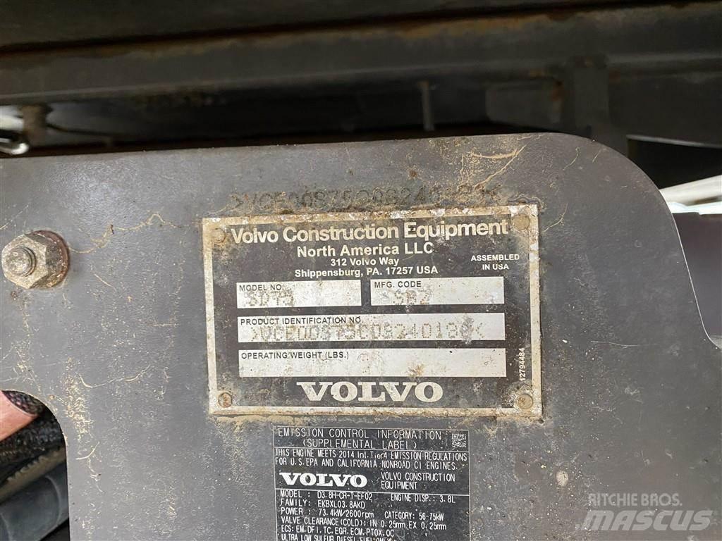 Volvo SD75B 双轮压路机