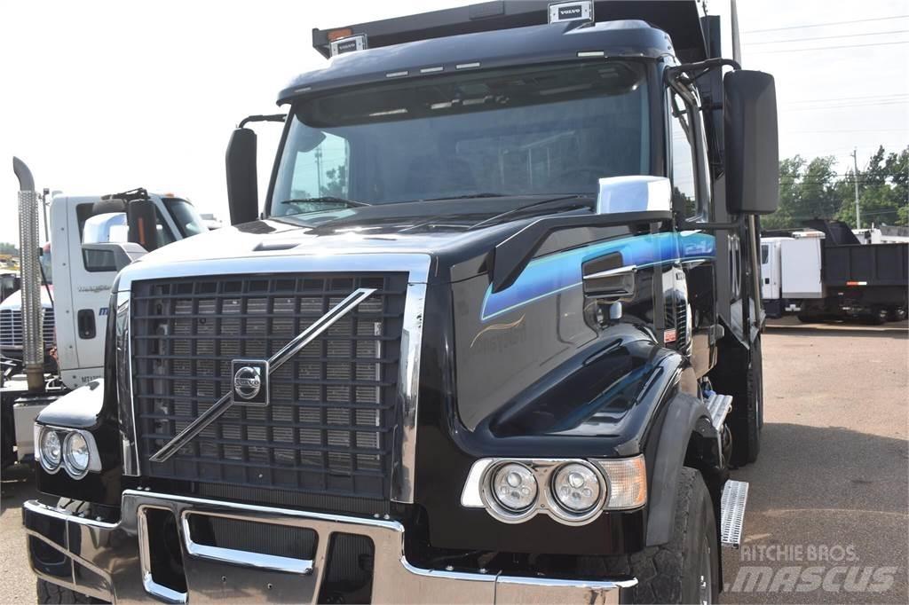 Volvo VHD104F300 自卸式货车