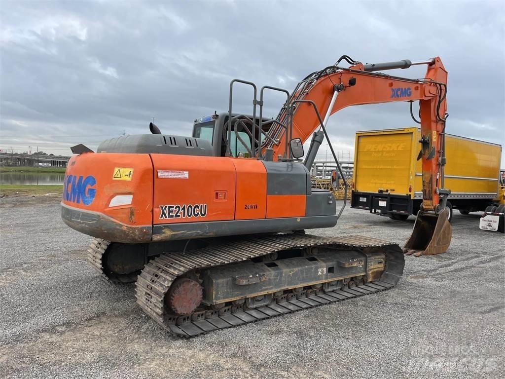 XCMG XE210CU 履带挖掘机