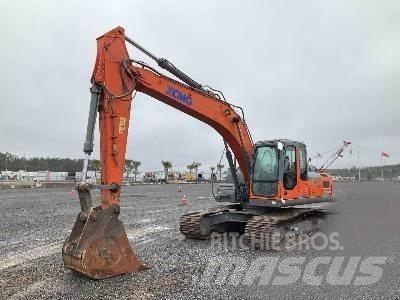 XCMG XE210CU 履带挖掘机