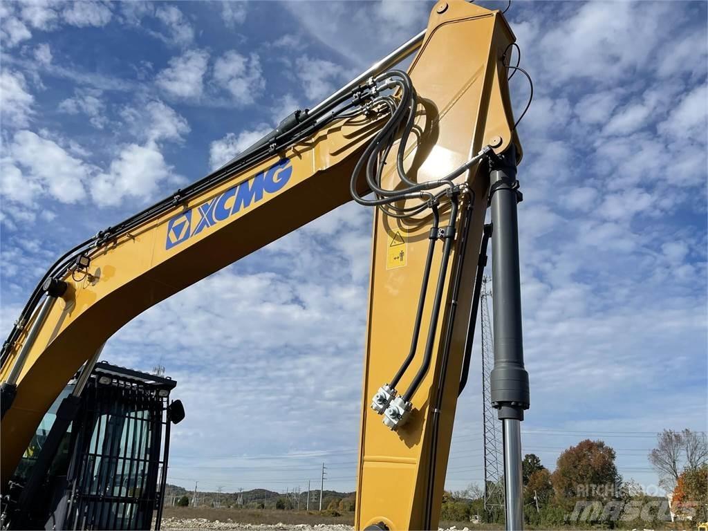 XCMG XE210U 履带挖掘机