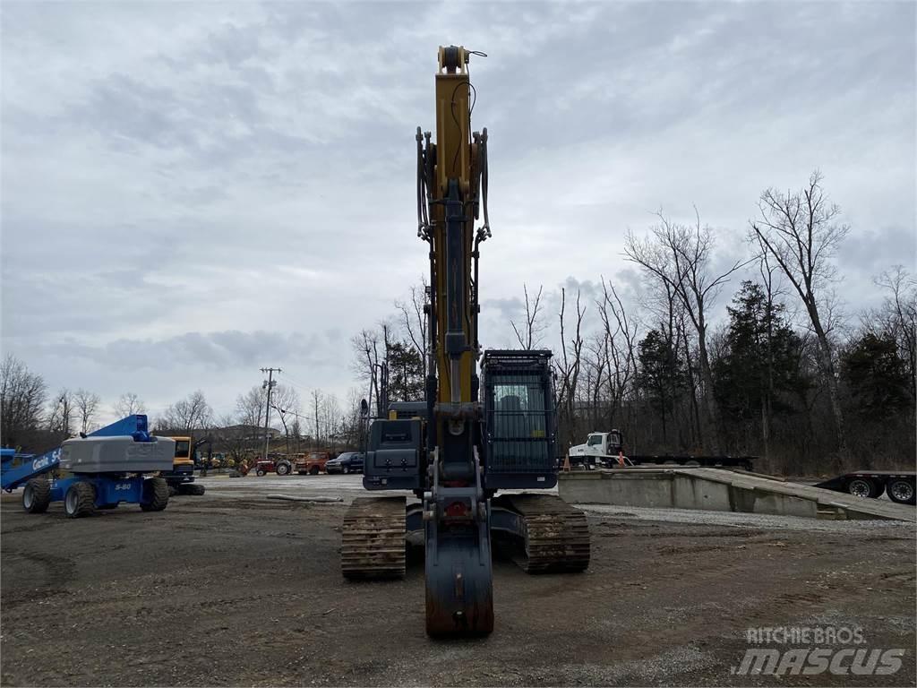 XCMG XE210U 履带挖掘机