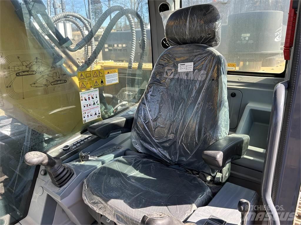 XCMG XE210U 履带挖掘机