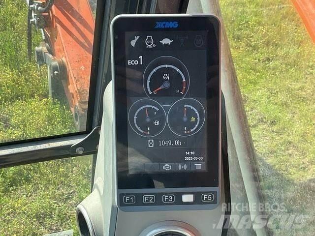 XCMG XE210U 履带挖掘机