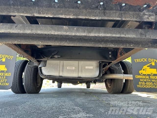 Ford E 450 SD 组合/真空油槽车