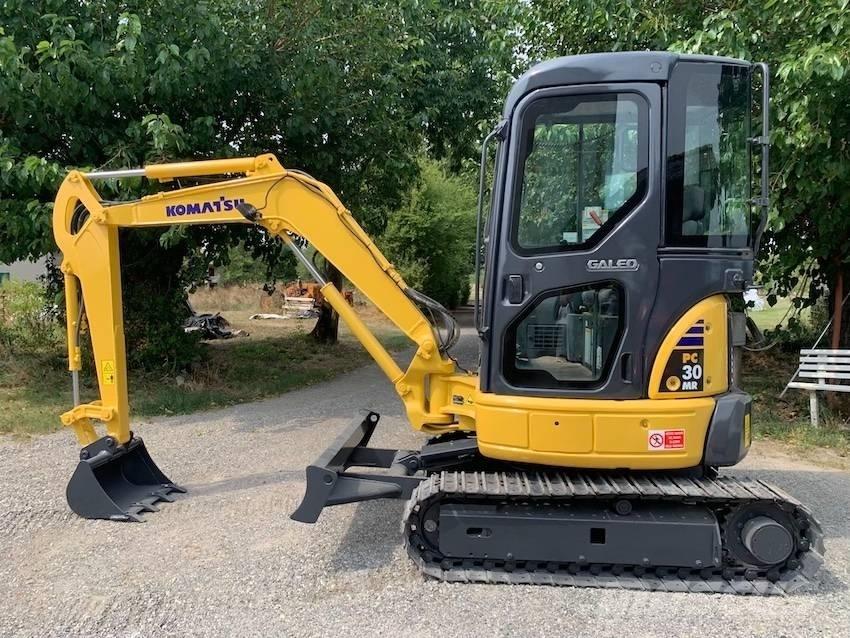 Komatsu PC 30 MR-2 小型挖掘机