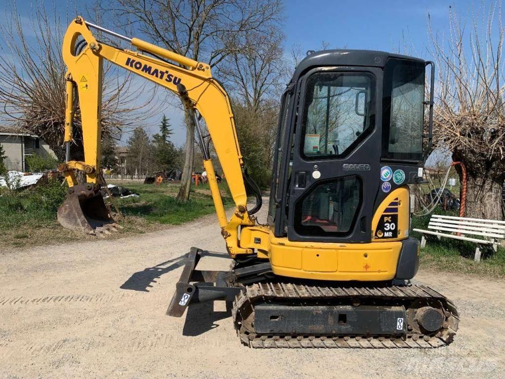 Komatsu PC 30 MR-2 小型挖掘机