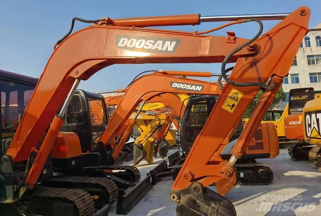 Doosan DH55 履带挖掘机