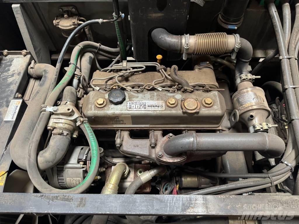 Baumann HX 40 侧卸式铲车