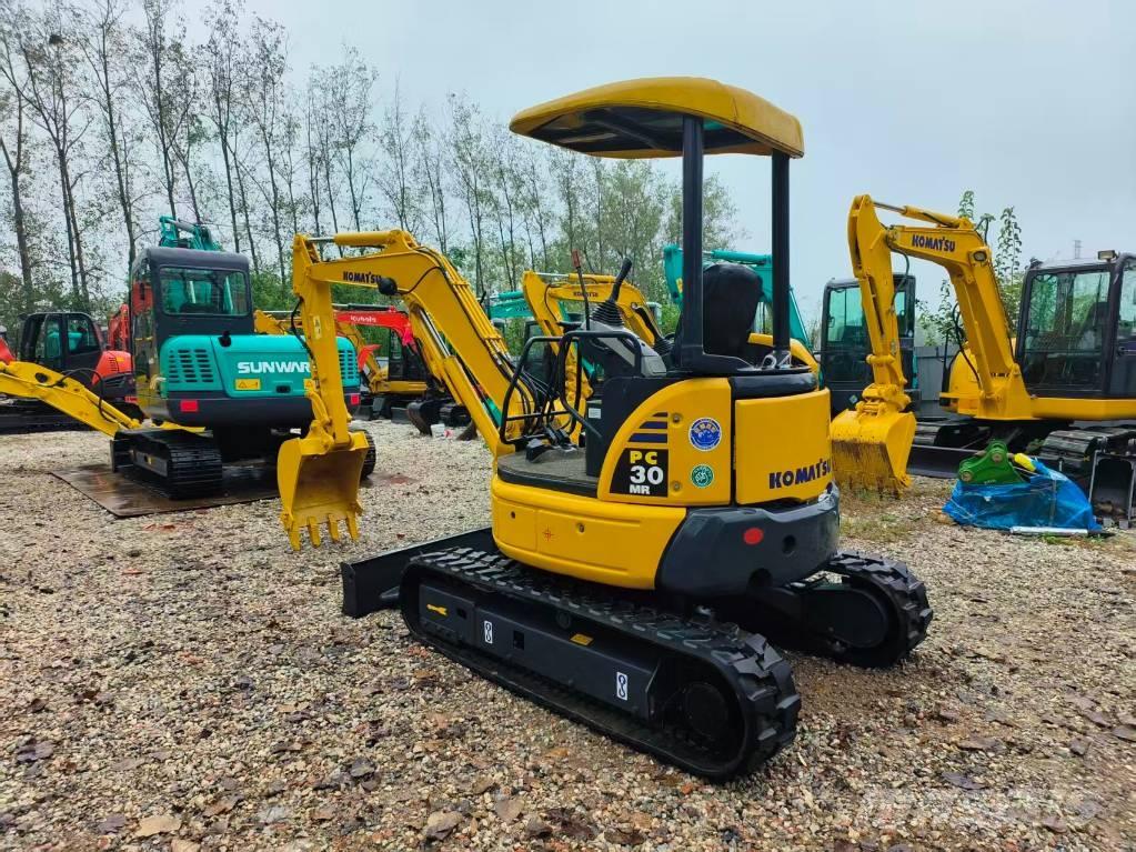 Komatsu PC 30 MR-3 小型挖掘机