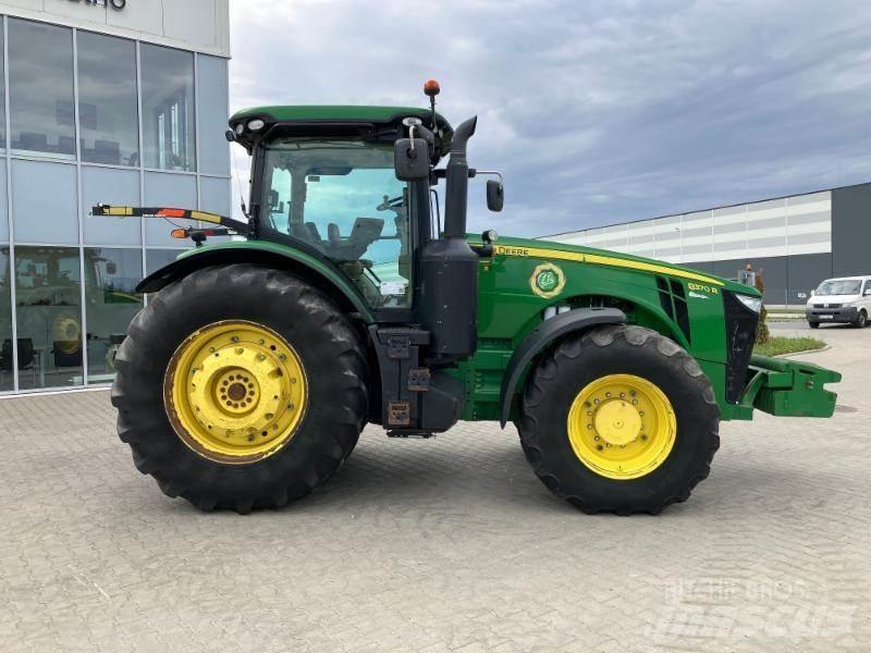 John Deere 8270 R 拖拉机/农用车