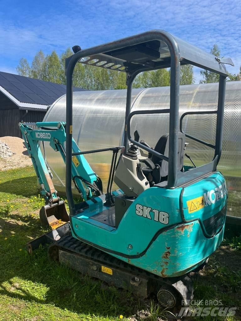 Kobelco SK 16 小型挖掘机