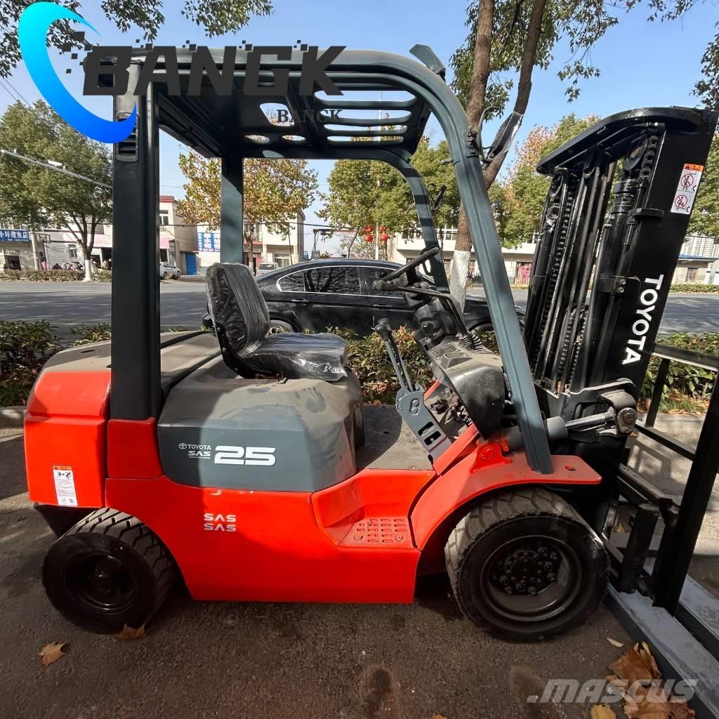 Toyota 8 F25 柴油叉车