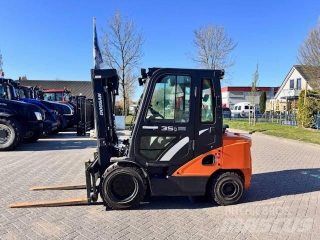 Doosan D35c Pro-7 柴油叉车