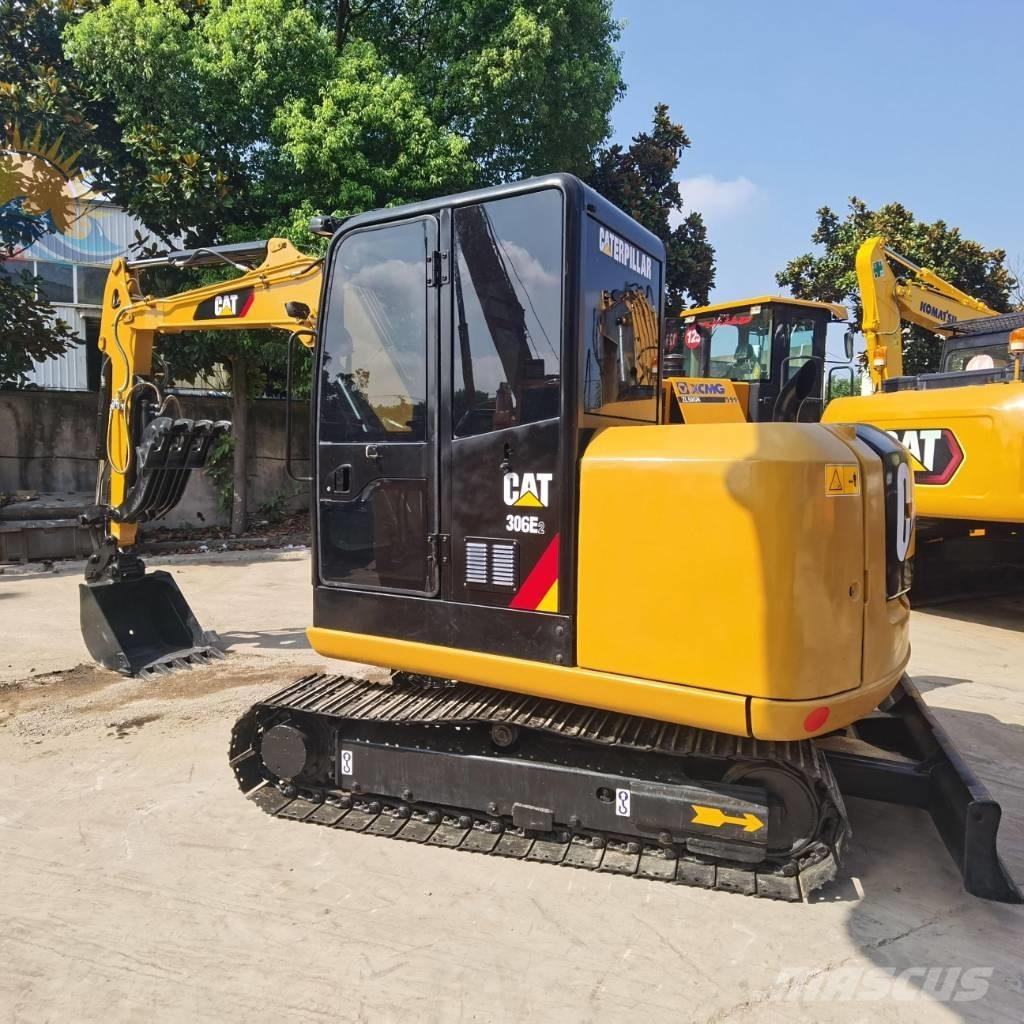CAT 306E2 小型挖掘机