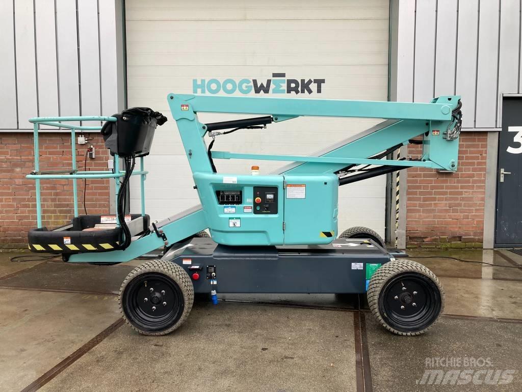 Niftylift HR 12 LE 自走式伸缩臂升降机