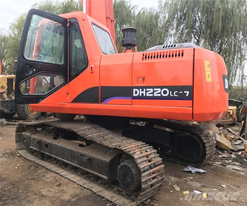Doosan dh220lc-7 履带挖掘机