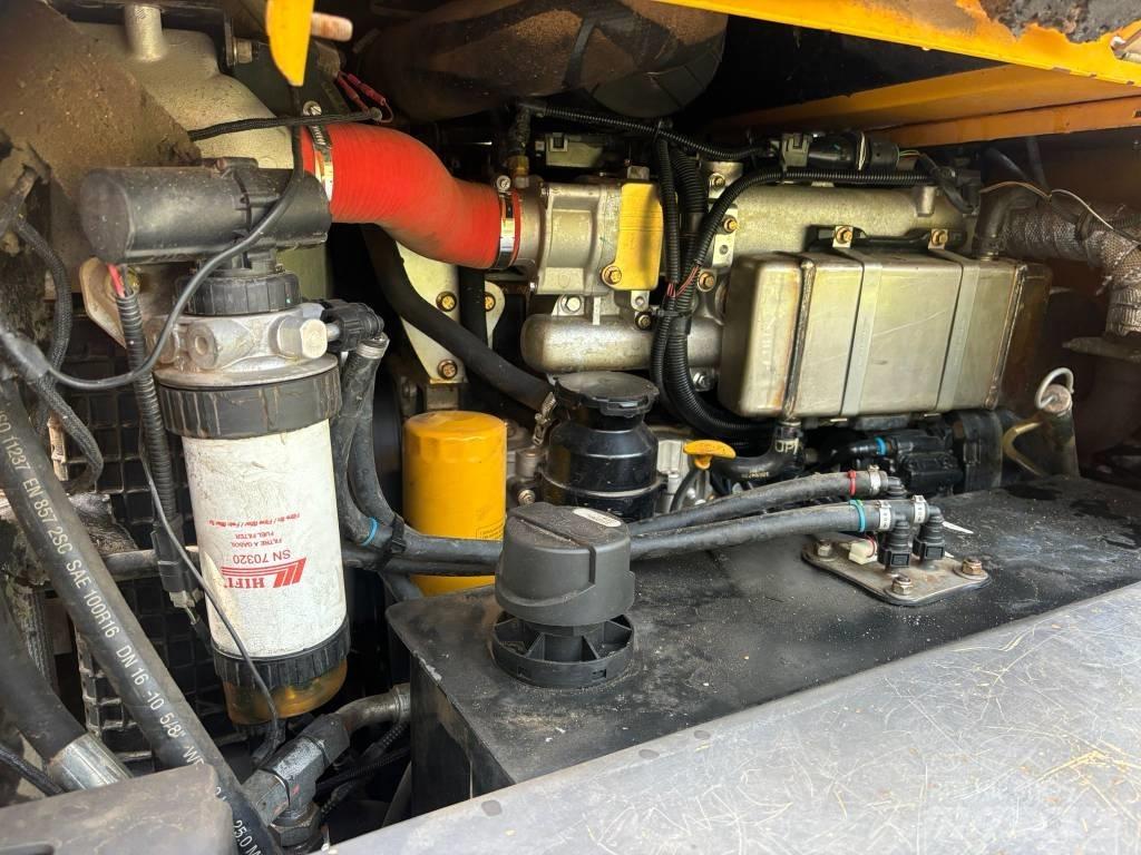 Mecalac TA 6s 铰接式自卸车
