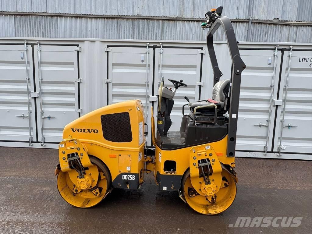 Volvo DD 25 B 双轮压路机