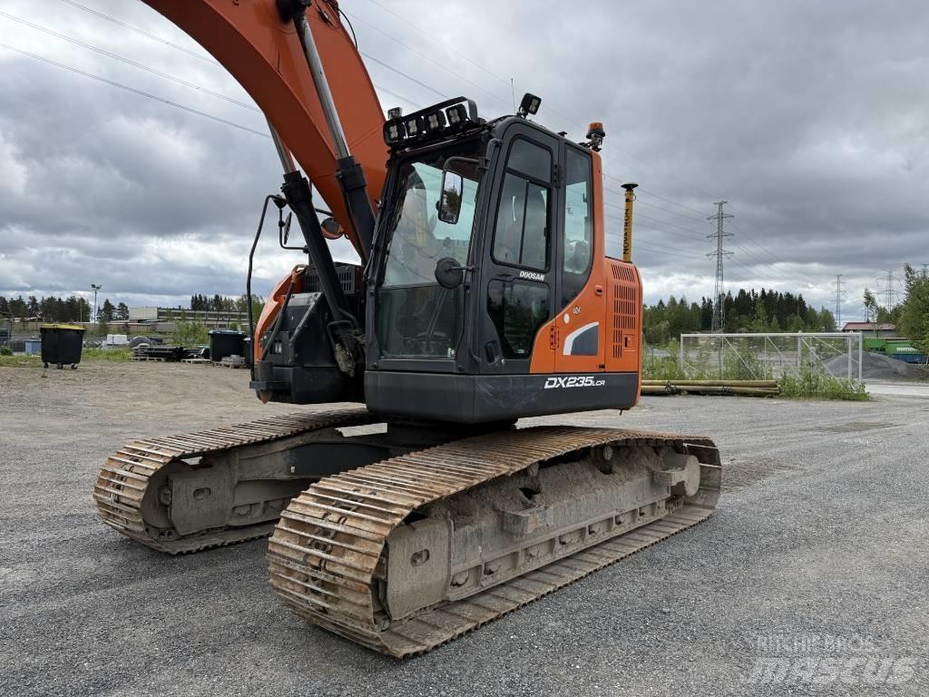 Doosan DX 235 LCR-5 履带挖掘机