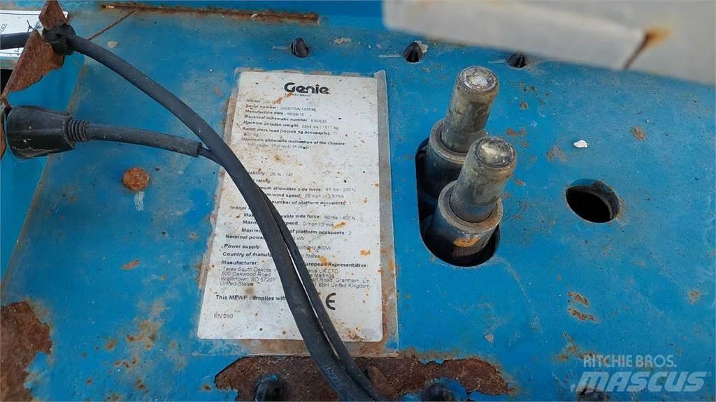 Genie GS1932 剪叉式升降机