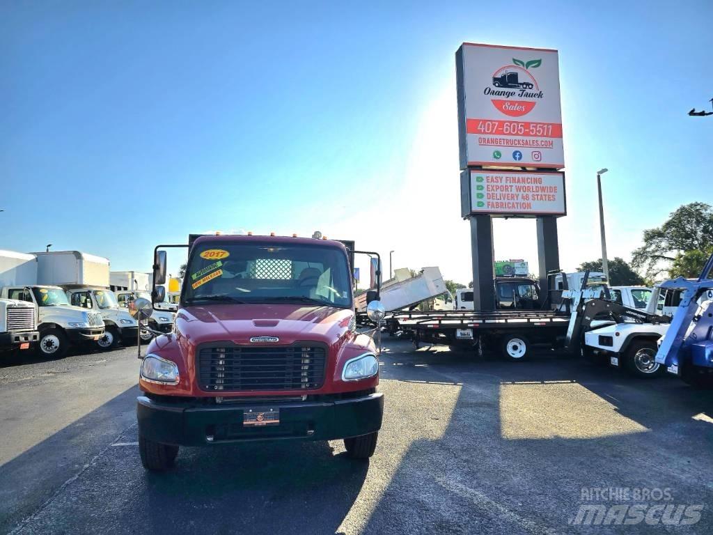 Freightliner M2 106 平板栏板货车