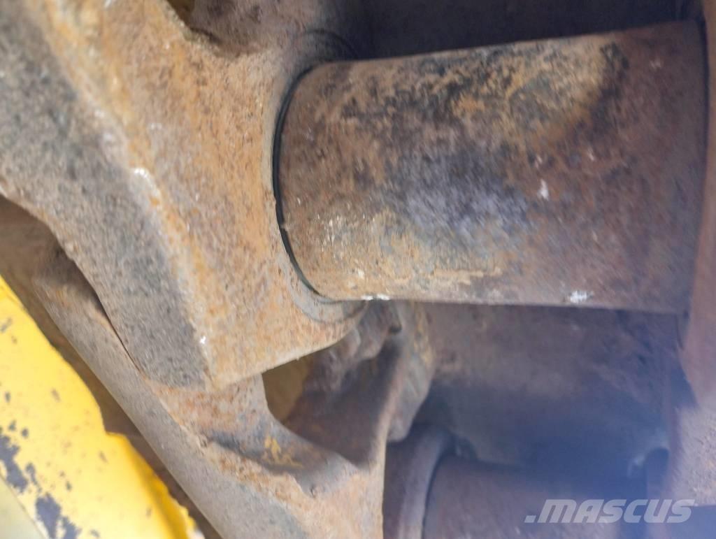 Komatsu D61PX-24EO 履带式推土机