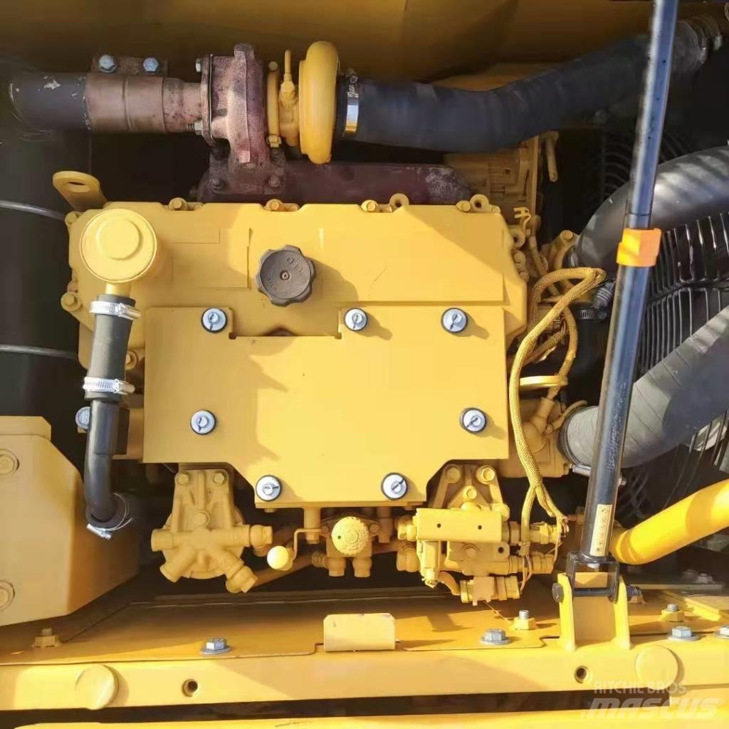 CAT 312 D 履带挖掘机