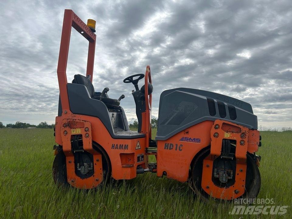 Hamm HD10 双轮压路机