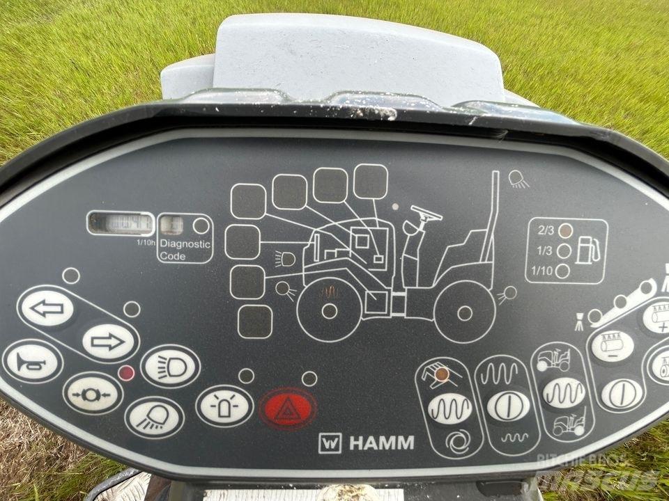 Hamm HD10 双轮压路机