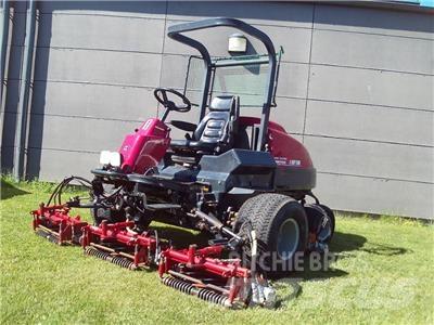 Baroness LM 2700 球道割草机