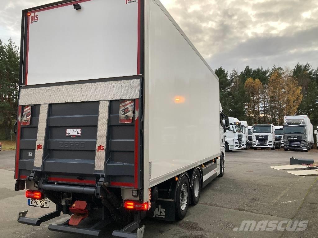 MAN TGX 26.510 厢式货车
