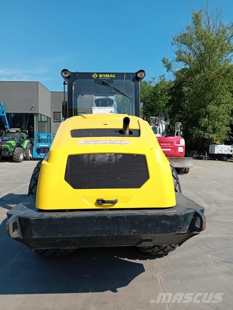 Bomag BW 213 D-5 土壤压实机
