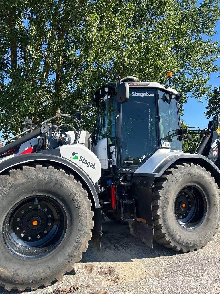 Huddig 1260D 反铲装载机