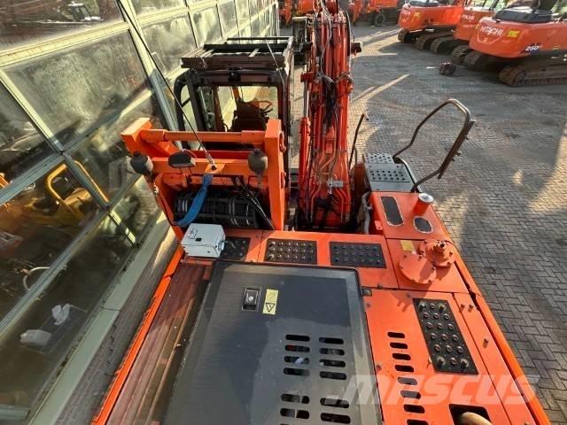 Hitachi ZX 170 W-3 轮式挖掘机