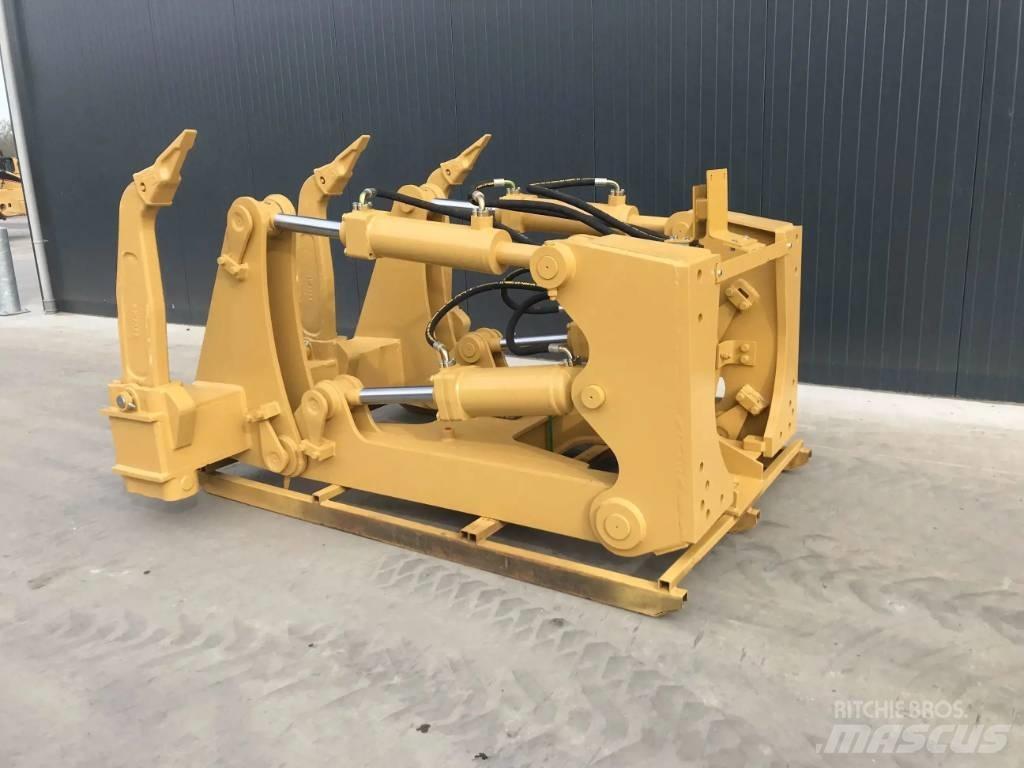 CAT D7 松土器